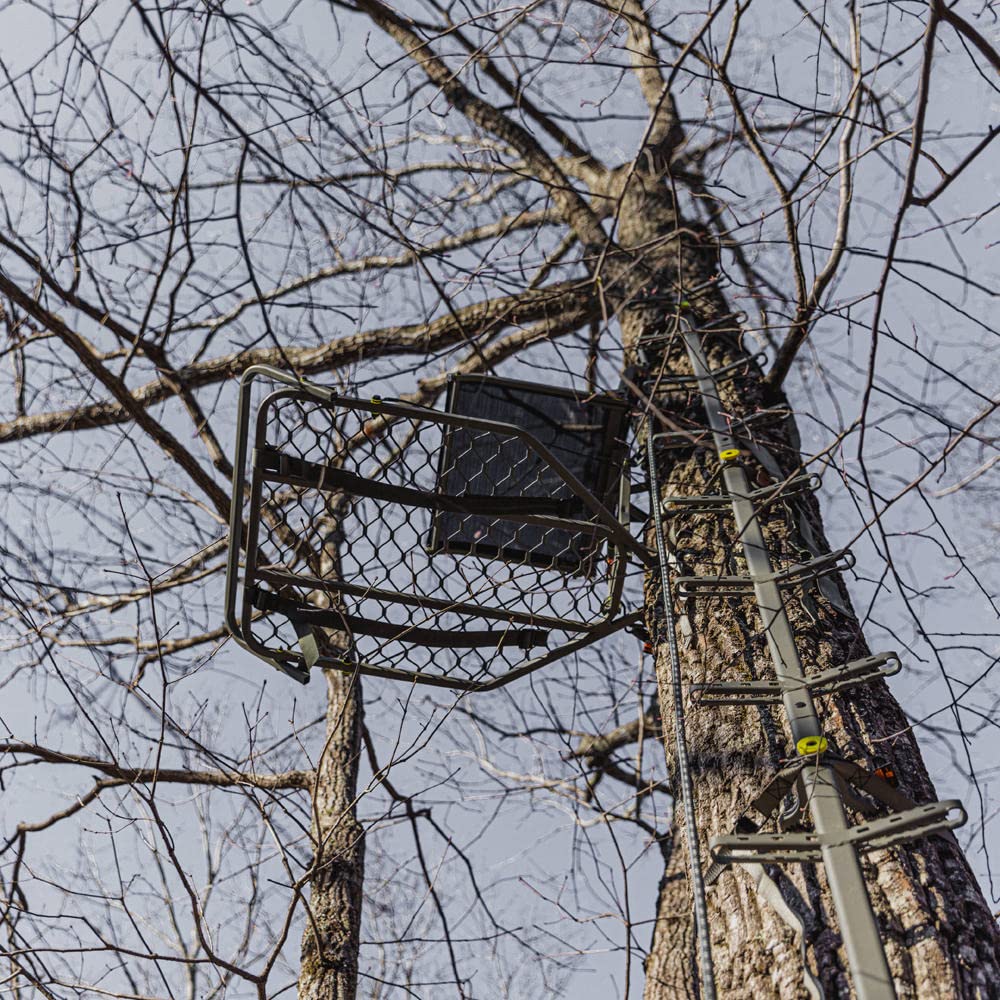 Hang-on Tree Stand with Folding Comfort-Mesh Seat Z73663