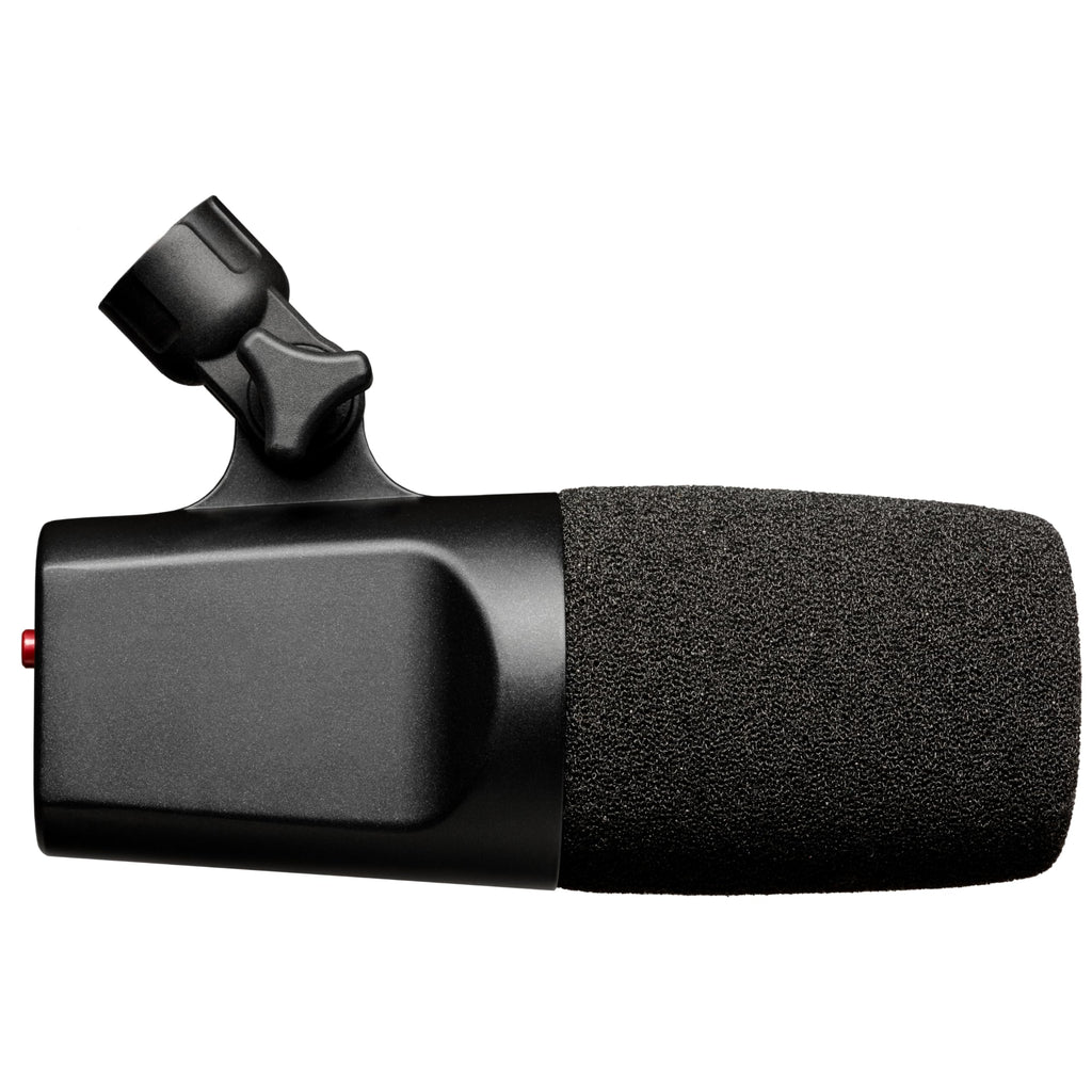 XLR Dynamic Microphone with Shockmount & Pop Filter D21882