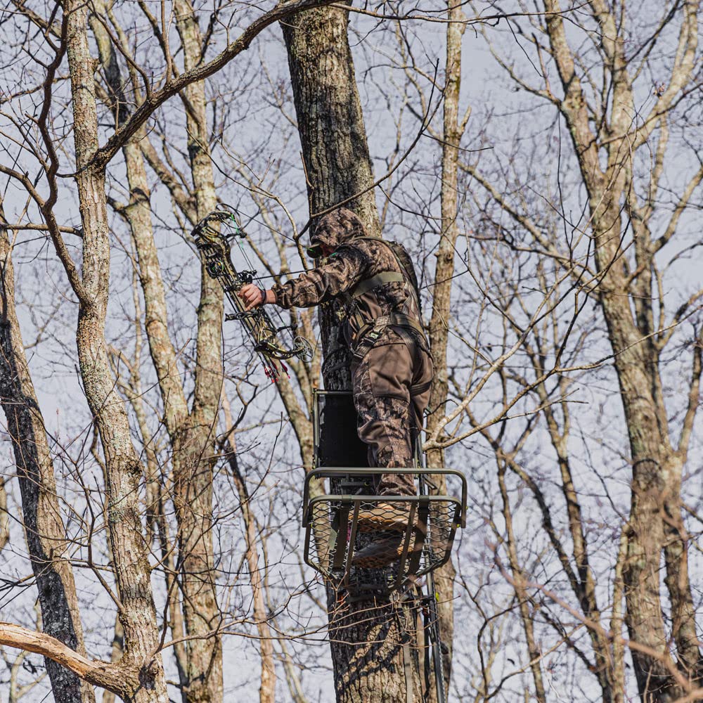 Hang-on Tree Stand with Folding Comfort-Mesh Seat Z73663