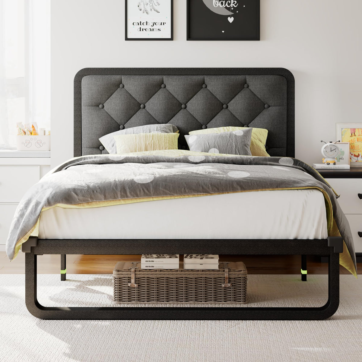 Twin Metal Platform Bed Frame with Linen Upholstered Headboard I9578